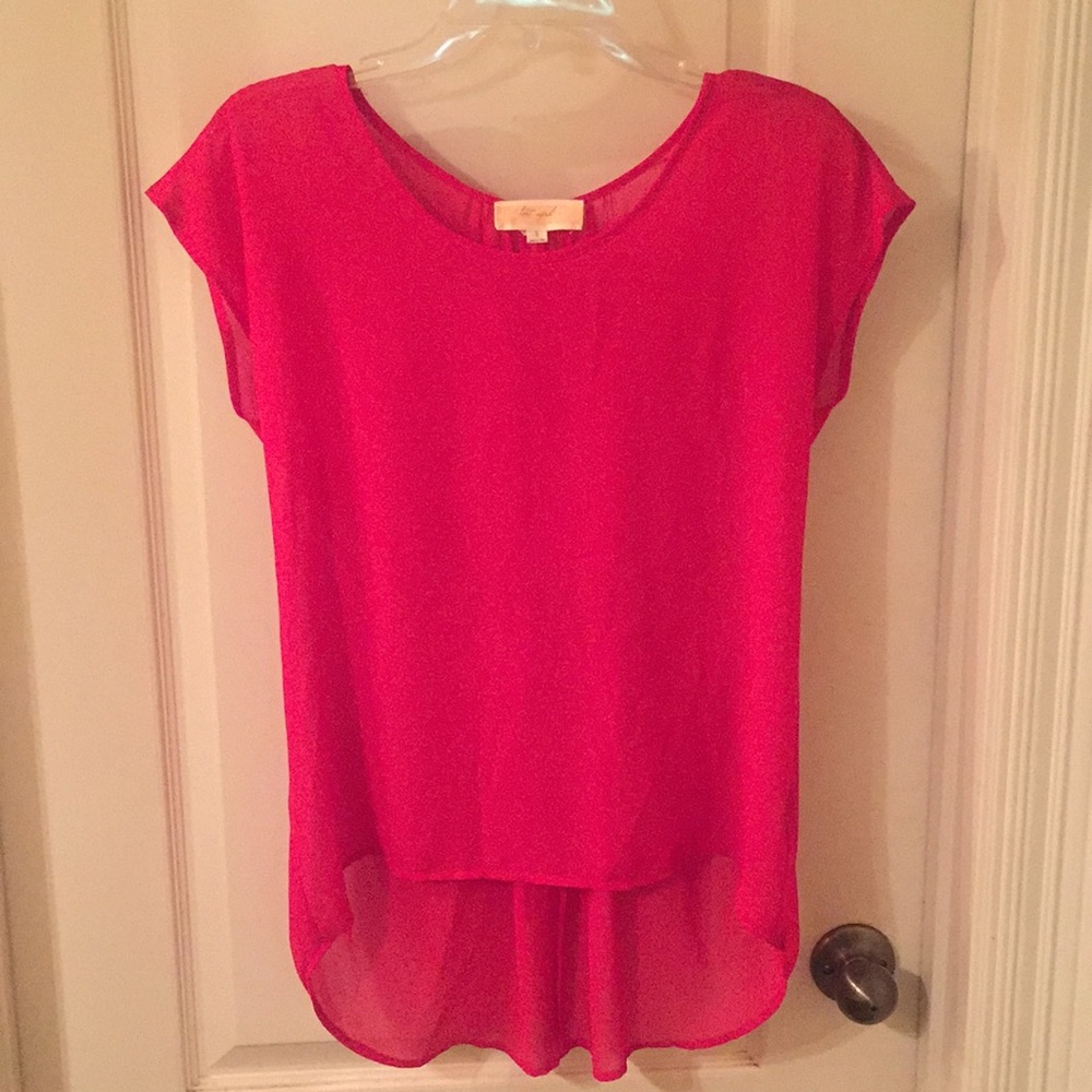 Solid Red Top